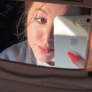 Meet your Posher, Macy